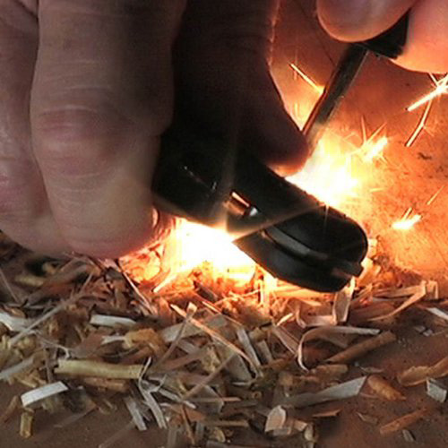 Tool Logic Detachable LED Flashlight With Magnesium Alloy Fire Starter