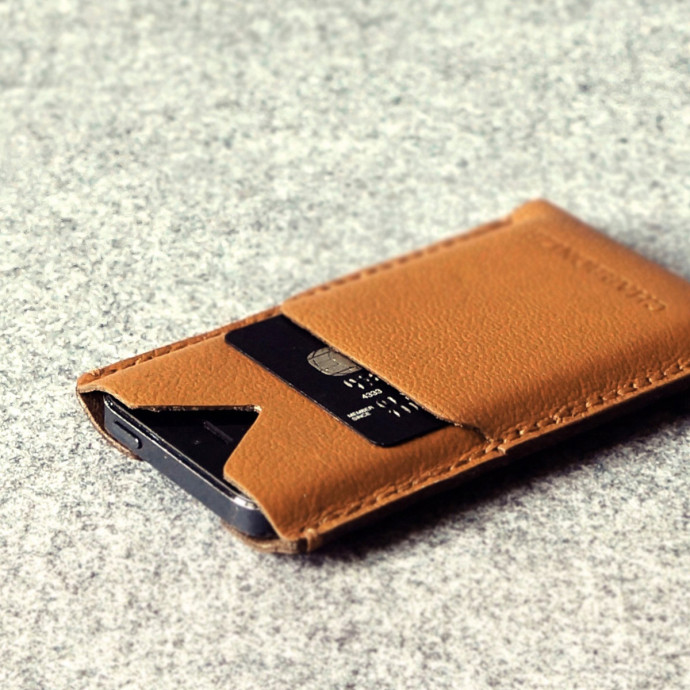 Hand Stitched iPhone 5/5s Wallet in Brown by Charbonize